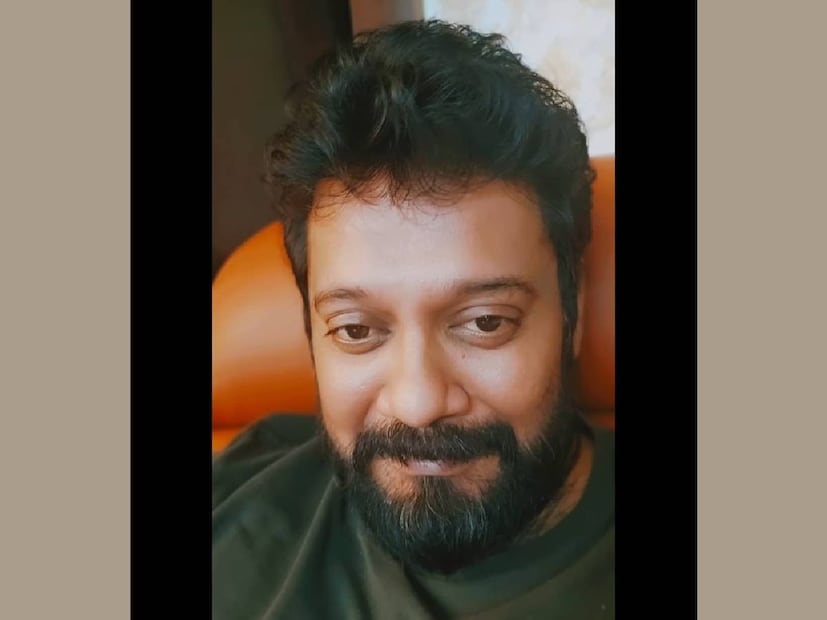 കലാപകലുഷിതമായ വ്യക്തിജീവിതത്തിന്റെ നടുവിൽ നിന്നുകൊണ്ടാണ് നടൻ ബാല പോയവർഷം വാർത്തകളിൽ നിറഞ്ഞത്. അമൃതയ്ക്ക് ശേഷം വിവാഹം ചെയ്ത എലിസബത്തിൽ നിന്നും എന്നന്നേക്കുമായി അകന്ന വിവരം പരസ്യമായത് ഈ വർഷമാണ്. എലിസബത്തിനെ ബാല നിയമപരമായി വിവാഹം ചെയ്തിരുന്നില്ല. എലിസബത്ത് ഉപരിപഠനവും ജോലിയുമായി ഗുജറാത്തിലേക്ക് ചേക്കേറി. നടനെതിരെ ഏകമകൾ രംഗത്തു വന്നതും വിവാദമായി. കൈക്കുഞ്ഞായിരുന്ന നാൾ മുതൽ താനും അമ്മ അമൃതയും നേരിട്ട പീഡനങ്ങളുടെ ആകെത്തുക പാപ്പു എന്ന അവന്തിക സ്വന്തം പേജിലെ വീഡിയോയിൽ അവതരിപ്പിച്ചു 