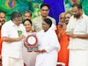 മാതാ അമൃതാനന്ദമയിക്ക്‌ സർക്കാരിൻ്റെ  ആദരവുമായി മന്ത്രി സജി ചെറിയാൻ അമൃതപുരിയിൽ
