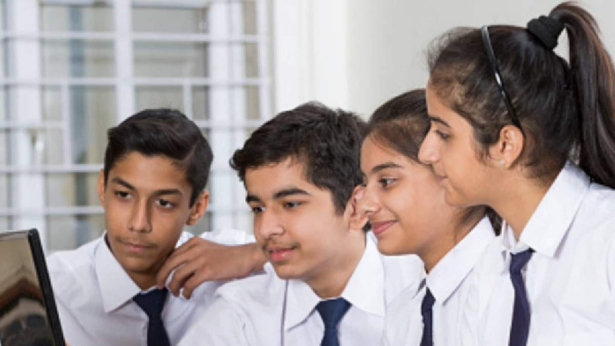 CBSE 10, 12 ക്ലാസുകളിലെ 2026 ലെ ബോർഡ് പരീക്ഷകളുടെ തീയതികൾ പുറത്ത്; തുടക്കം ഫെബ്രുവരി 17ന്