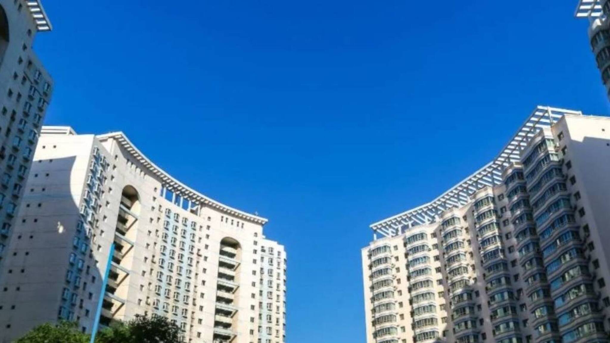 അറ്റകുറ്റപ്പണിക്ക് എത്തിയ വീട്ടുടമസ്ഥൻ വാടകക്കാരിയെ അശ്ലീല സിഡി ശേഖരം കാണിച്ചു; സോഷ്യൽ മീഡിയയുടെ ഉപദേശംതേടി 26കാരി