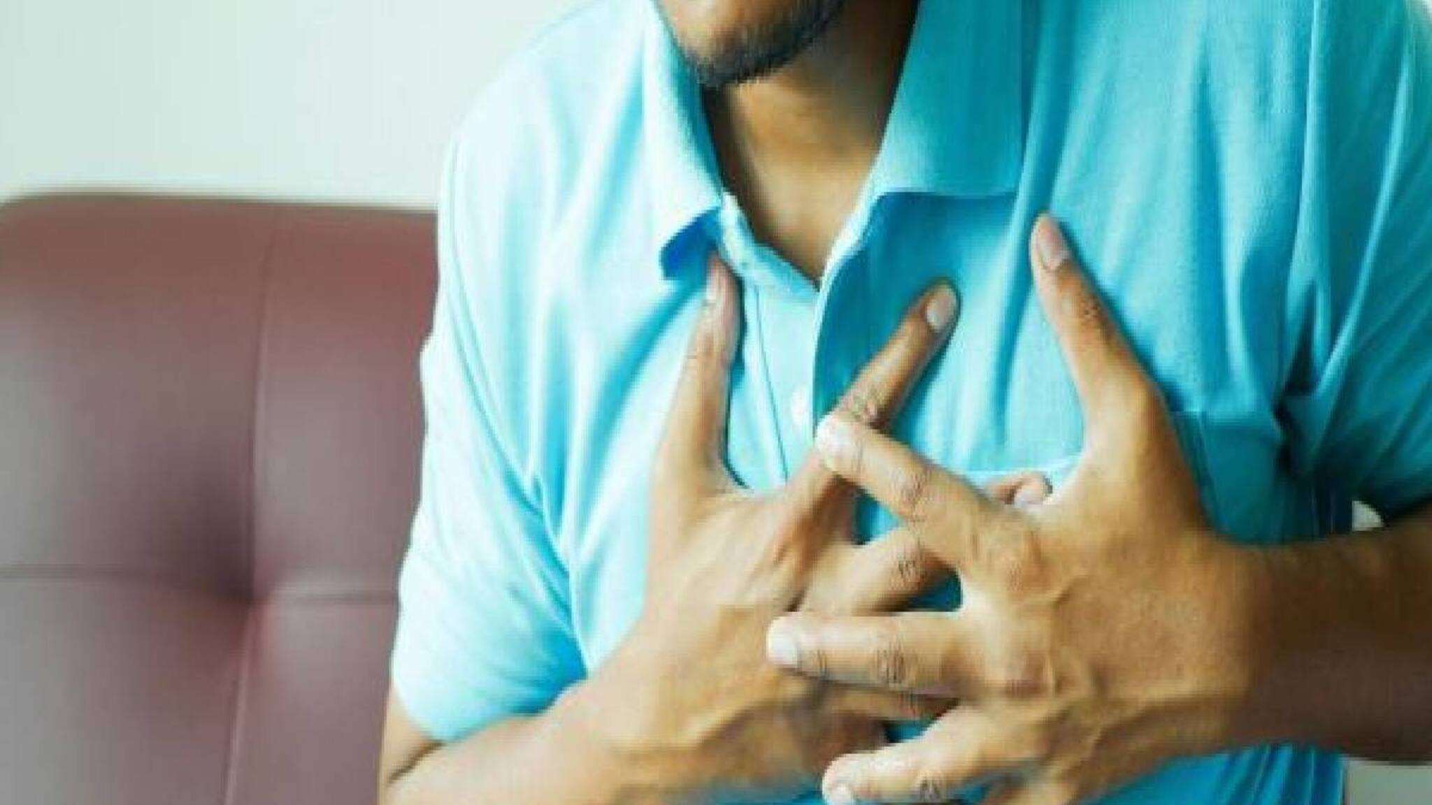 മാനേജര്‍ക്ക് സിക്ക് ലീവ് സന്ദേശമയച്ച 40കാരന്‍ പത്ത് മിനിട്ടിനുള്ളിൽ  ഹൃദയാഘാതം മൂലം മരിച്ചു