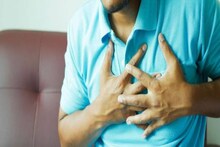 മാനേജര്‍ക്ക് സിക്ക് ലീവ് സന്ദേശമയച്ച 40കാരന്‍ പത്ത് മിനിട്ടിനുള്ളിൽ  ഹൃദയാഘാതം മൂലം മരിച്ചു