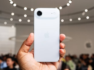 iPhone Air | ഐഫോൺ ആരാധകരേ ഇതിലേ ഇതിലേ; iPhone Air വിപണിയിൽ എത്തുമ്പോൾ പ്രതീക്ഷകൾ എന്തെല്ലാം?