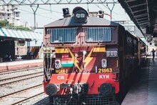 ആധാറുമായി ബന്ധിപ്പിച്ചവര്‍ക്ക് മാത്രം ആദ്യ 15 മിനിറ്റ് ടിക്കറ്റ് ബുക്കിംഗ്;  ഇന്ത്യന്‍ റെയില്‍വേ