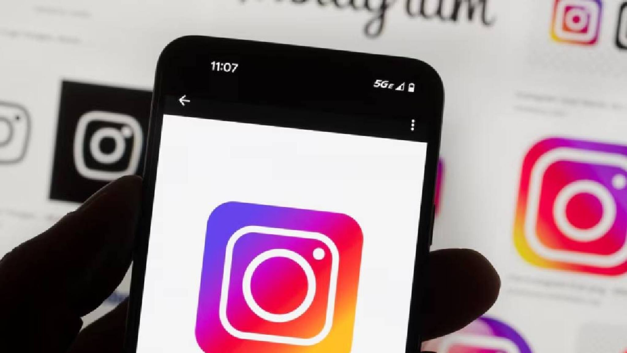 ആലപ്പുഴയിൽ റീൽസ് ചിത്രീകരിക്കാൻ തമ്മിൽത്തല്ലി വിദ്യാർത്ഥികൾ