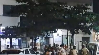 58 കിലോ സ്വർണവും 8 കോടി രൂപയും ബാങ്കിൽ നിന്ന് മോഷ്ടിക്കപ്പെട്ടു 58 കിലോ സ്വർണവും 8 കോടി രൂപയും ബാങ്കിൽ നിന്ന് മോഷ്ടിക്കപ്പെട്ടു