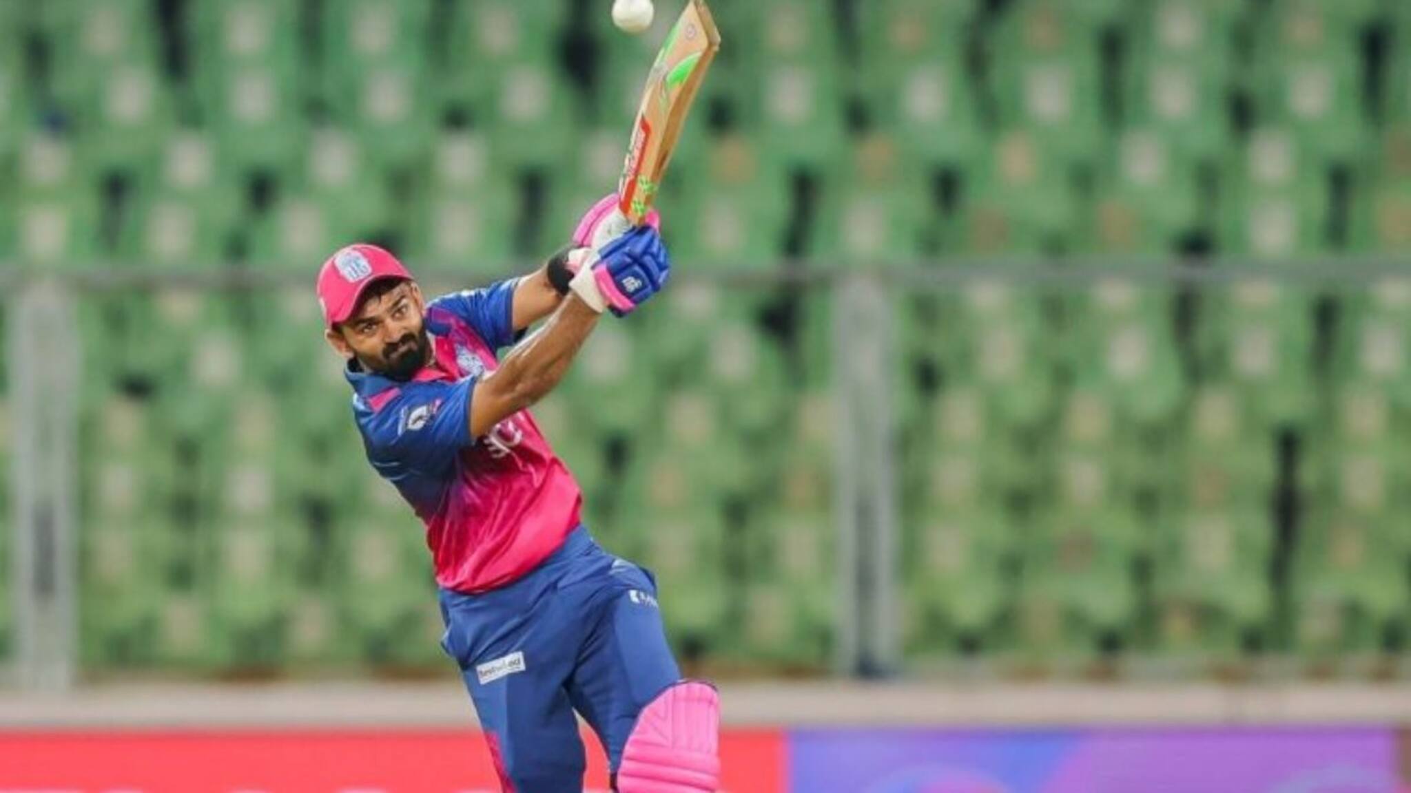 കേരള ക്രിക്കറ്റ് ലീഗ് രണ്ടാം സീസൺ; റൺവേട്ടക്കാരിൽ ഒന്നാമനായി ട്രിവാൻഡ്രം റോയൽസിന്‍റെ കൃഷ്ണപ്രസാദ്