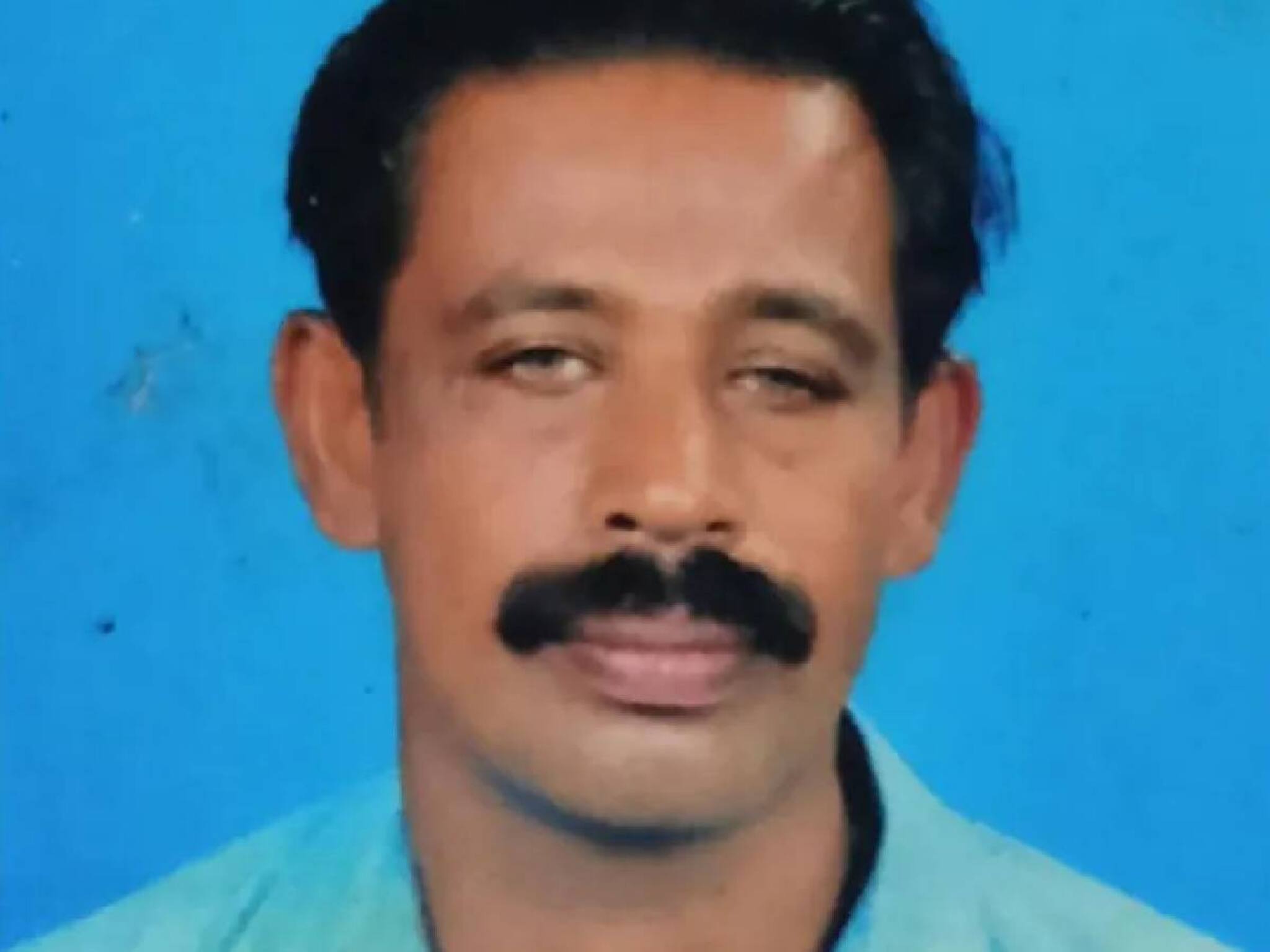 തട്ടുകടയിൽ നിന്നും ഓംലറ്റും പഴവും കഴിക്കുന്നതിനിടെ ഭക്ഷണം തൊണ്ടയിൽ‌ കുടുങ്ങി മധ്യവയസ്കൻ മരിച്ചു