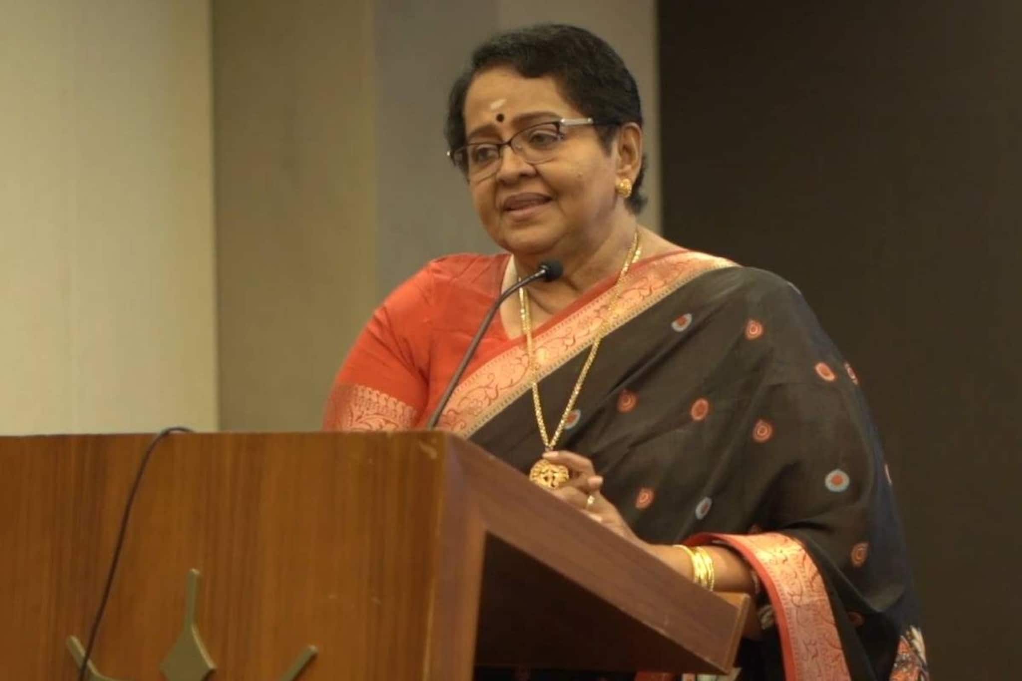 മെയ്യനങ്ങാതെ കാശുണ്ടാക്കുന്ന വീരശൂര പരാക്രമികളുടെ ഇടയിൽ ഷമ്മിയെ അനുകൂലിച്ചവരോട് ബഹുമാനം : മല്ലിക സുകുമാരൻ