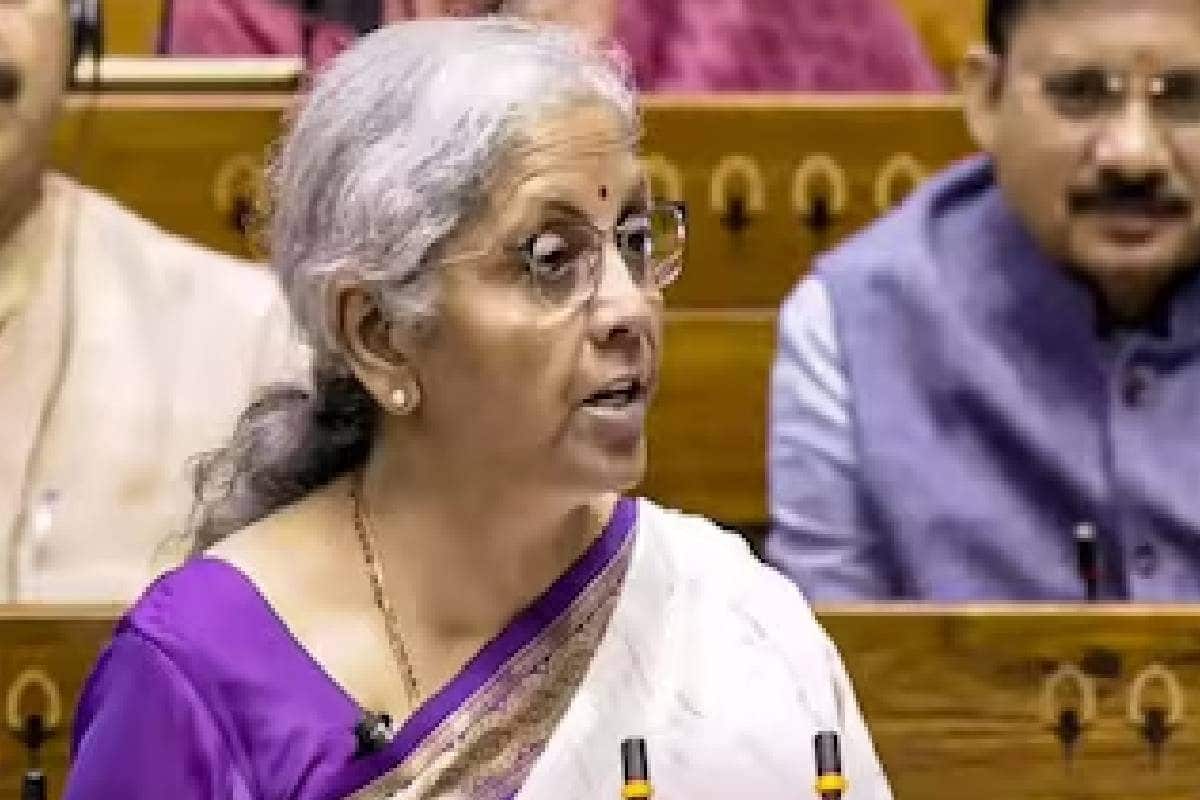 'കേരളത്തിലെ കമ്മ്യൂണിസ്റ്റുകൾ വികസന വിരുദ്ധർ; 3500 കോടി നിക്ഷേപവുമായി വന്ന വ്യവസായി കേരളം വിട്ടു': നിർമല സീതാരാമൻ