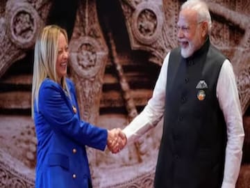 News18