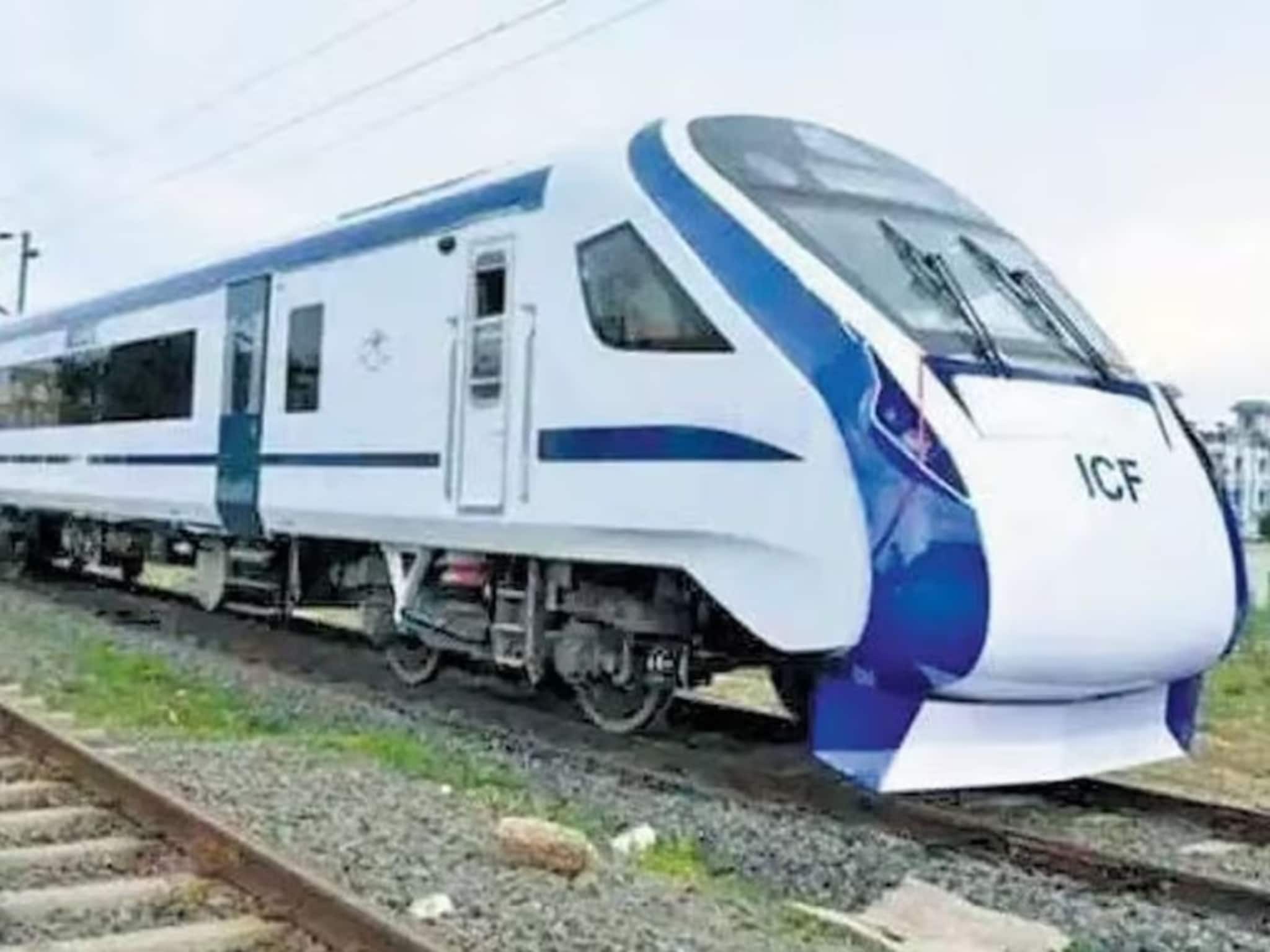 കേരളത്തിന്റെ മൂന്നാം വന്ദേ ഭാരത് ട്രെയിൻ ഷെഡ്യൂൾ തയാർ; നവംബർ രണ്ടാം വാരം തുടങ്ങിയേക്കും