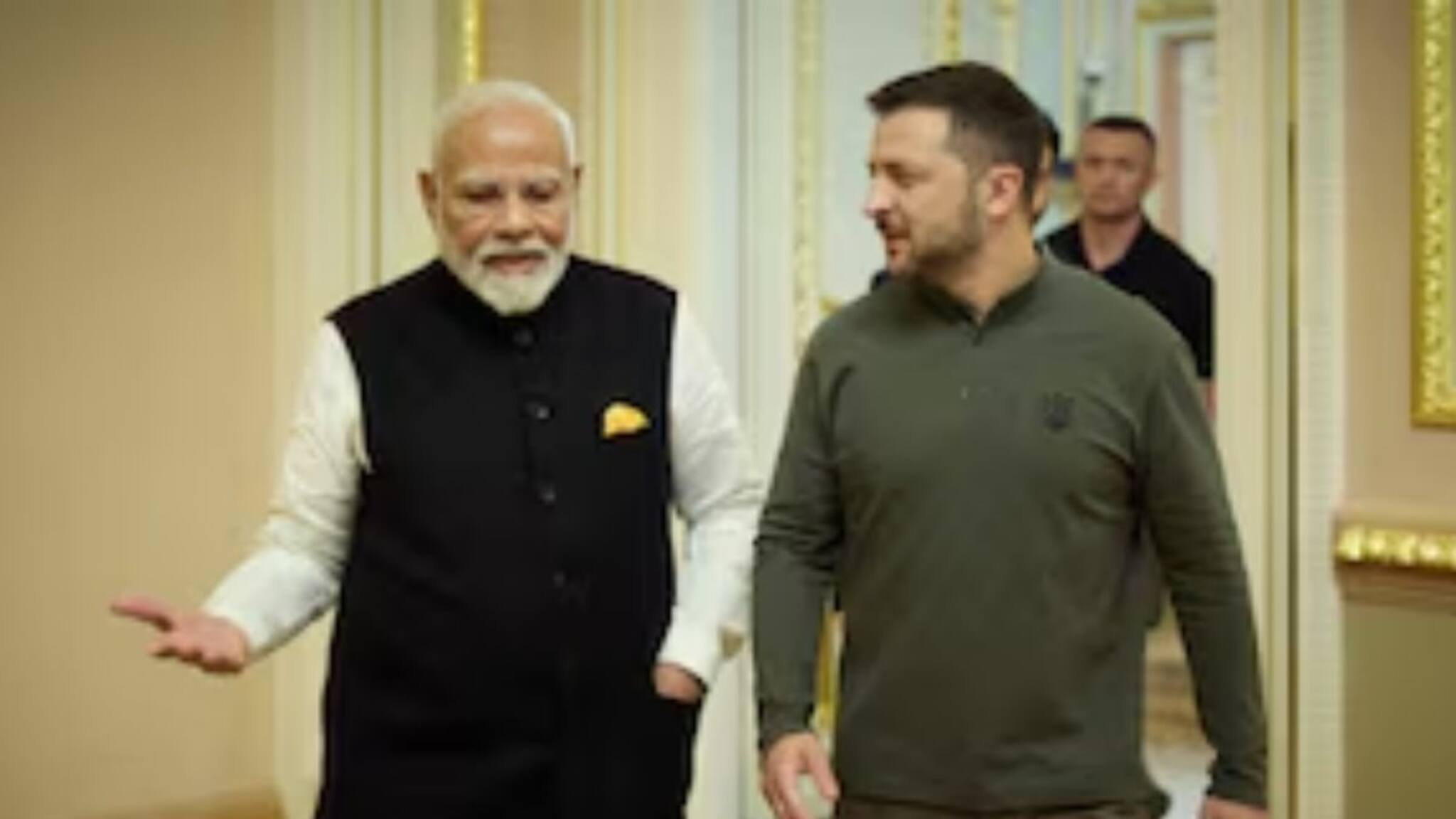 ‘ശരിയായ ആശയം’: റഷ്യയിൽ നിന്ന് എണ്ണ വാങ്ങുന്നതിന് ഇന്ത്യയ്ക്കെതിരായ ട്രംപിന്റെ ഉയർന്ന താരിഫിനെ പിന്തുണച്ച് സെലൻസ്കി