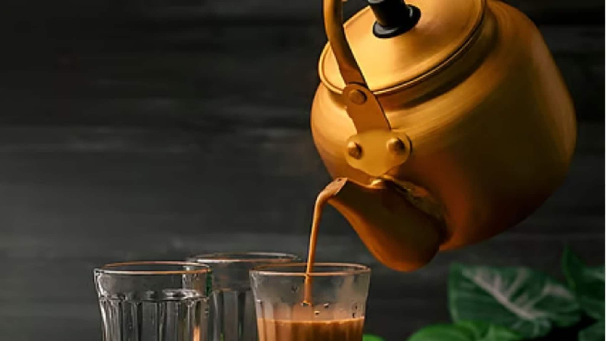 ചായ വീണ്ടും വീണ്ടും ചൂടാക്കി കുടിക്കുന്നത് ആരോ​ഗ്യത്തിന് നല്ലതാണോ?