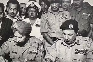 1971ലെ യുദ്ധത്തില്‍ പാകിസ്ഥാനെ തോൽപിക്കാൻ ഇന്ത്യൻ നാവികസേന കോണ്ടം ആയുധമാക്കിയത് എങ്ങനെ?