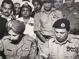 1971ലെ യുദ്ധത്തില്‍ പാകിസ്ഥാനെ തോൽപിക്കാൻ ഇന്ത്യൻ നാവികസേന കോണ്ടം ആയുധമാക്കിയത് എങ്ങനെ?