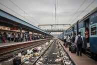 തമിഴ്നാട് മുതൽ ഉത്തർപ്രദേശ് വരെ; ഇന്ത്യയിലെ ഏറ്റവും വൃത്തിഹീനമായ റെയിൽവേ സ്റ്റേഷനുകൾ ഇവയൊക്കെ!