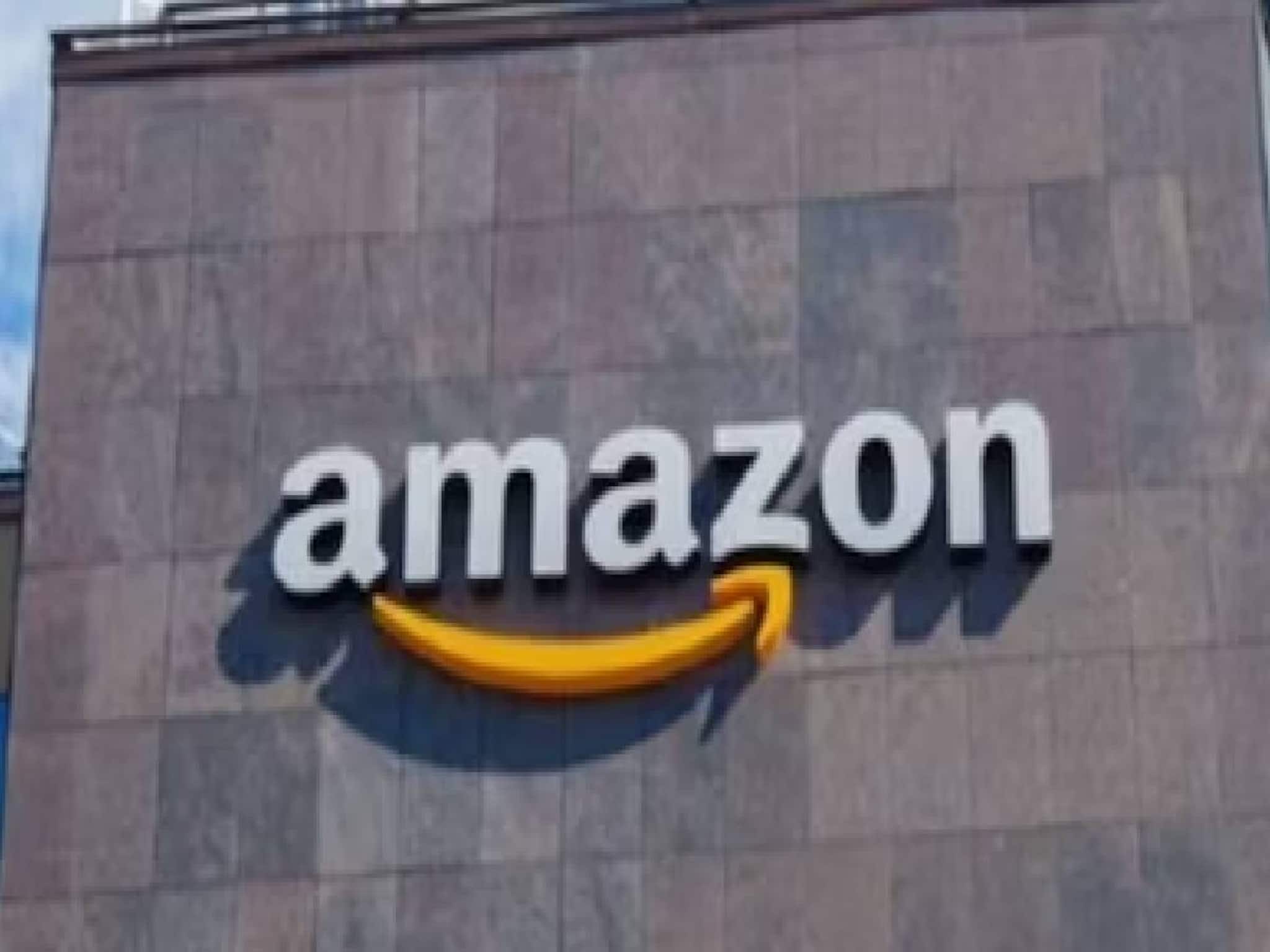 ആമസോൺ മുപ്പതിനായിരം ജീവനക്കാരെ പിരിച്ചു വിടാൻ ഒരുങ്ങുന്നതായി റിപ്പോർട്ട്