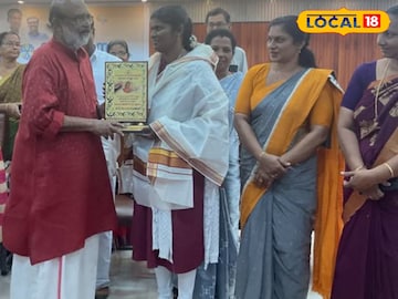 അൽസിയെ  ആദരിക്കുന്നു 