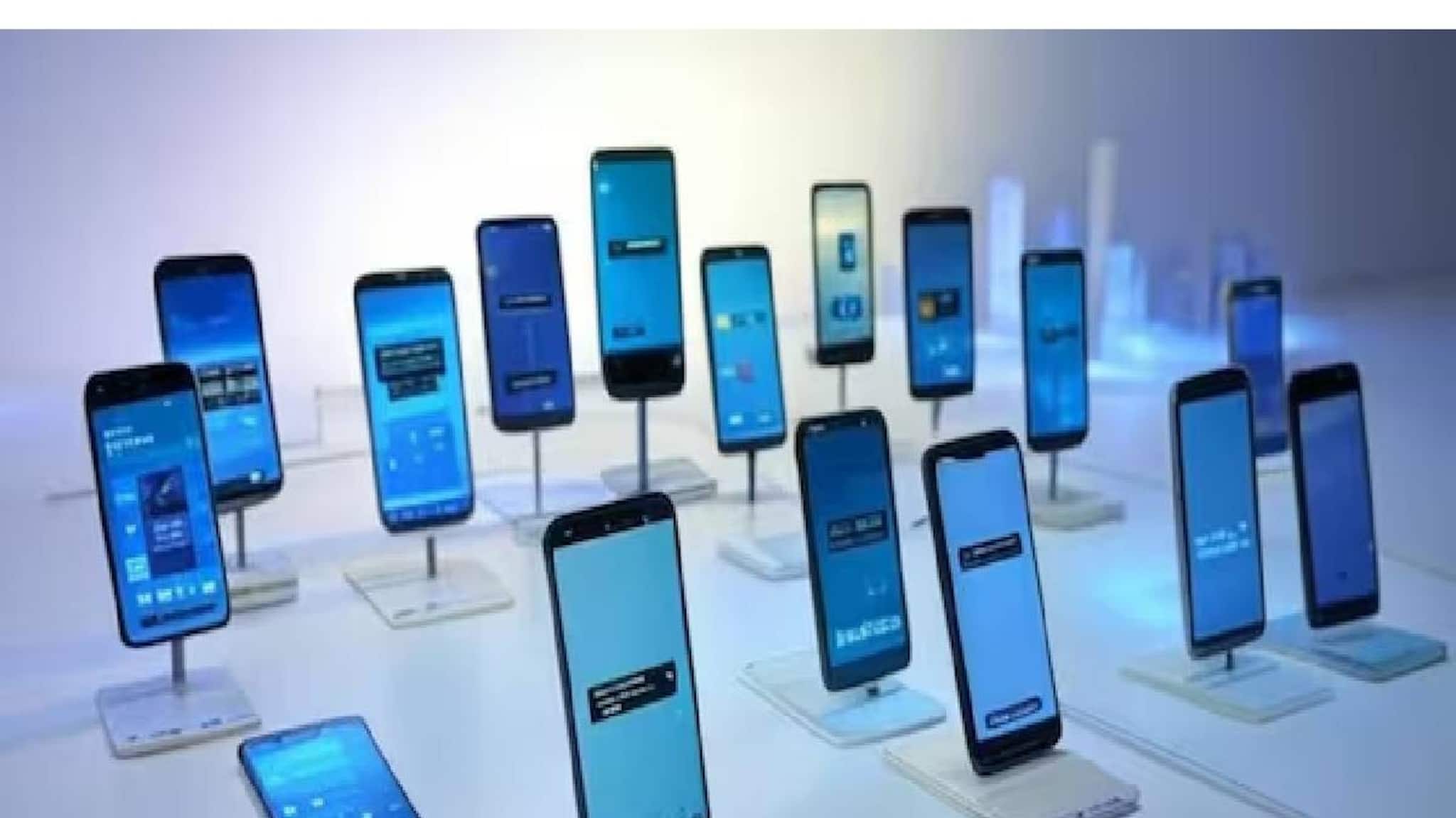 ഇന്ത്യയിലെ സ്മാര്ട്ട്ഫോണ് കയറ്റുമതി ഒരു പതിറ്റാണ്ടിനിടെ 127 മടങ്ങ് വര്ധിച്ച് രണ്ട് ലക്ഷം കോടി രൂപയായി ഇന്ത്യയിലെ സ്മാര്ട്ട്ഫോണ് കയറ്റുമതി ഒരു പതിറ്റാണ്ടിനിടെ 127 മടങ്ങ് വര്ധിച്ച് രണ്ട് ലക്ഷം കോടി രൂപയായി