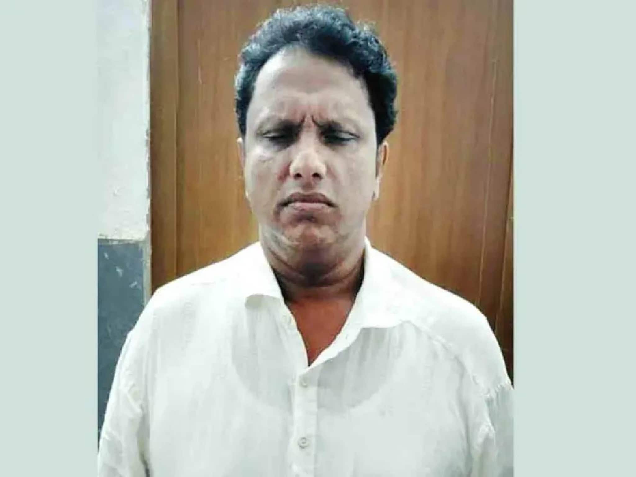 സ്വത്തിനുവേണ്ടി 76 വയസ്സുള്ള അമ്മയെ നിലവിളക്കുകൊണ്ട് തലയ്ക്കടിച്ച് കൊലപ്പെടുത്താൻ ശ്രമിച്ച മകൻ അറസ്റ്റിൽ