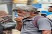 മലപ്പുറത്ത് അന്ധനെന്ന് അഭിനയിച്ച് ഭിക്ഷ എടുത്ത കോട്ടയംകാരനെ കയ്യോടെ പിടിച്ച് നാട്ടുകാർ