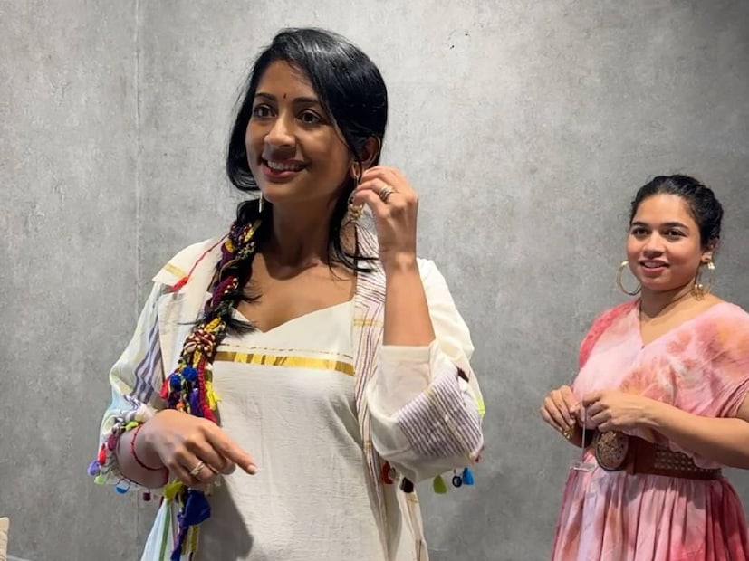 സിനിമ തന്നെ വേണമെന്നില്ല നവ്യക്ക് സമയം ചിലവിടാൻ. വീടിന്റെ മുകളിലായി ആരംഭിച്ച നൃത്ത വിദ്യാലയം മാതംഗിയിലും നവ്യ സജീവമാണ്. അച്ഛനും അമ്മയും സഹോദരനും മകനും നവ്യക്ക് പിന്തുണയുമായി ഉണ്ടാവും കൂടെ. പലയിടങ്ങളിലും നവ്യ നൃത്തം അവതരിപ്പിക്കാറുമുണ്ട്. നവ്യയുടെ നൃത്ത പരിപാടികൾ പലപ്പോഴും സോഷ്യൽ മീഡിയയിൽ ശ്രദ്ധ നേടാറുണ്ട്. സ്കൂൾ കാലം മുതലേ നവ്യ നായരുടെ നൃത്ത മേഖലയിലെ പ്രാവീണ്യം പ്രശസ്തമാണ്. കലോത്സവങ്ങളിലെ ആ പ്രതിഭയാണ് ധന്യ വീണയെ ഇന്ന് കാണുന്ന നവ്യ നായരാക്കി മാറ്റിയതും (തുടർന്ന് വായിക്കുക)