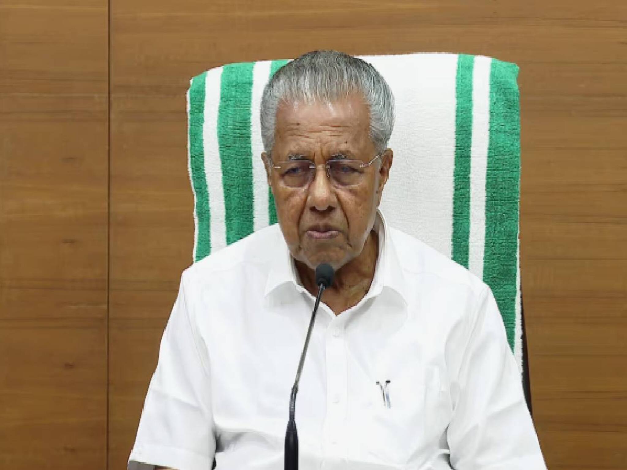 'നവകേരള വികസനം ലക്ഷ്യം'; വീടുകളിലെത്തി നേരിട്ട് ജനങ്ങളുമായി സംവദിക്കുമെന്ന് മുഖ്യമന്ത്രി പിണറായി വിജയൻ