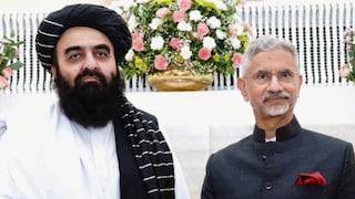 ഇന്ത്യൻ വിദേശകാര്യമന്ത്രി എസ് ജയശങ്കറിനൊപ്പം അഫ്ഗാനിസ്ഥാൻ വിദേശകാര്യമന്ത്രി അമീർ ഖാൻ‌ മുത്തഖി  File image/X