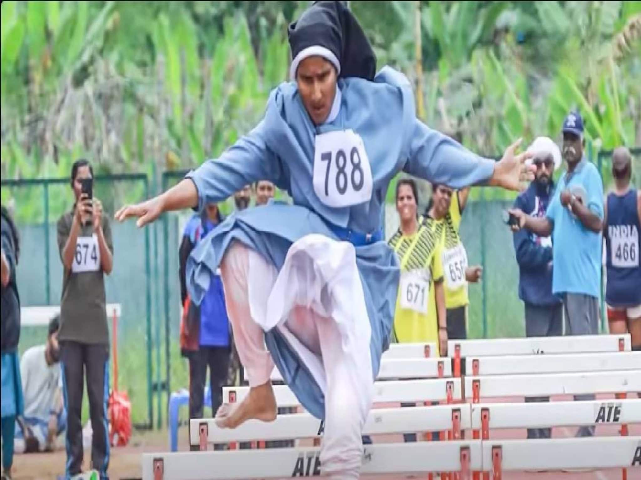 തിരുവസ്ത്രത്തിൽ സിസ്റ്റർ സബീന നേടിയത് ഹർഡിൽസ് സ്വർണ മെഡൽ