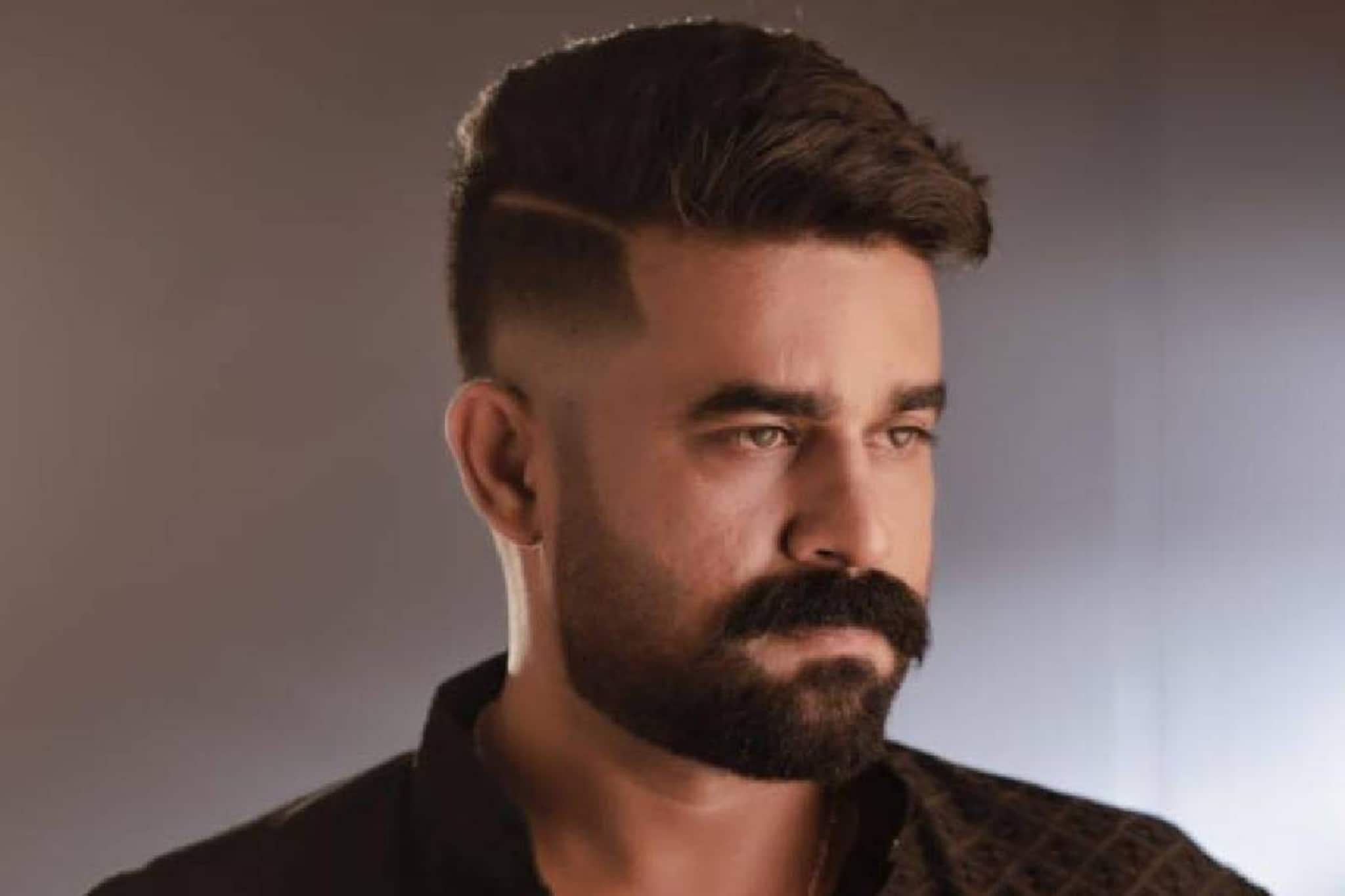 300 കോടി 'ലോക’യുടെ ക്രെഡിറ്റ് ആർക്ക്? റിമ കല്ലിങ്കലിന് പരോക്ഷ മറുപടിയുമായി വിജയ് ബാബു