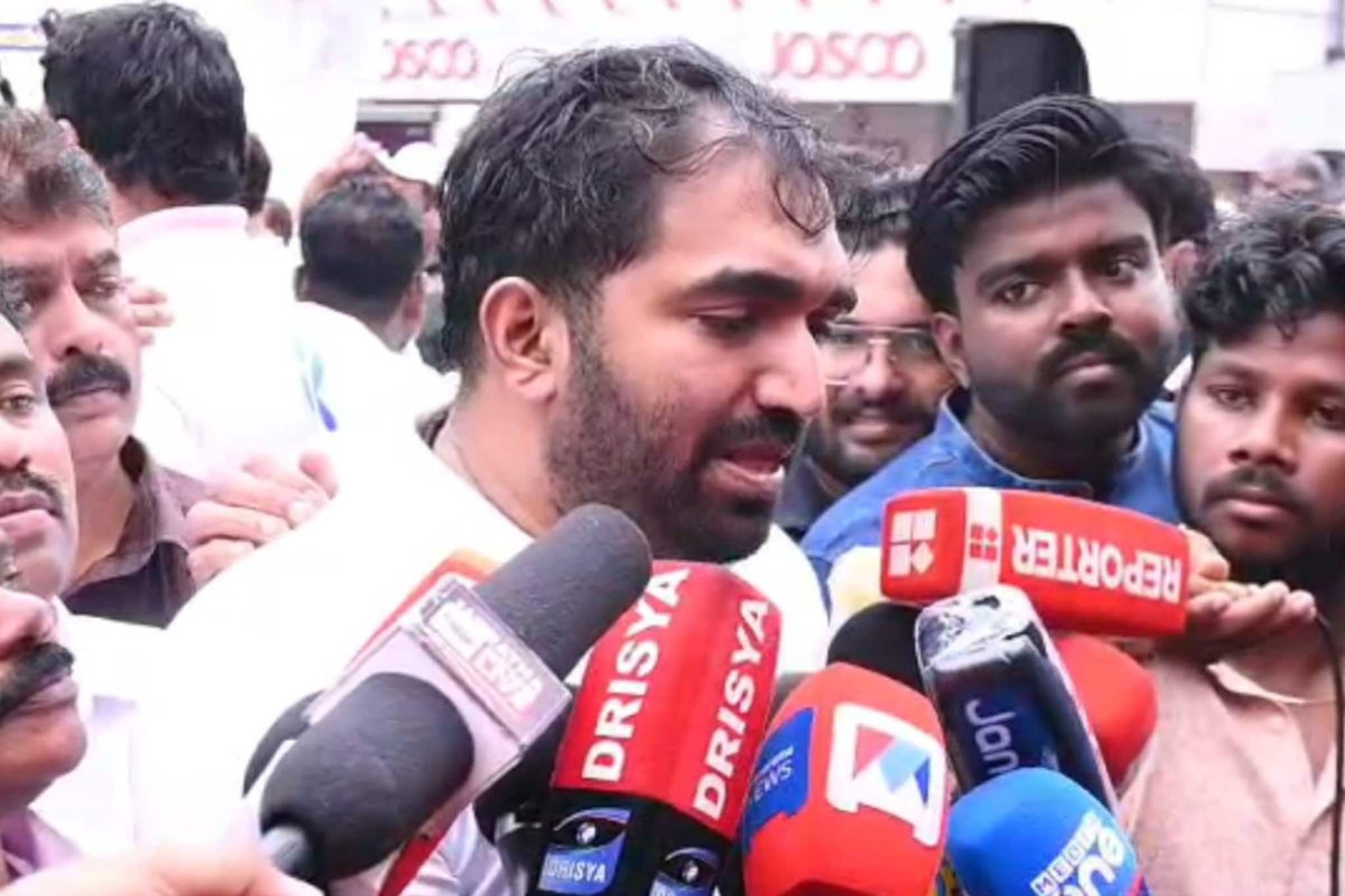 'ഉമ്മന്‍ചാണ്ടിയുടെ ഓർമദിനത്തില്‍ സ്ഥാനത്തുനിന്ന് അപമാനിച്ച് പുറത്താക്കി; തിരഞ്ഞെടുപ്പ് കഴിഞ്ഞ് എല്ലാം പറയും': ചാണ്ടി ഉമ്മന്‍