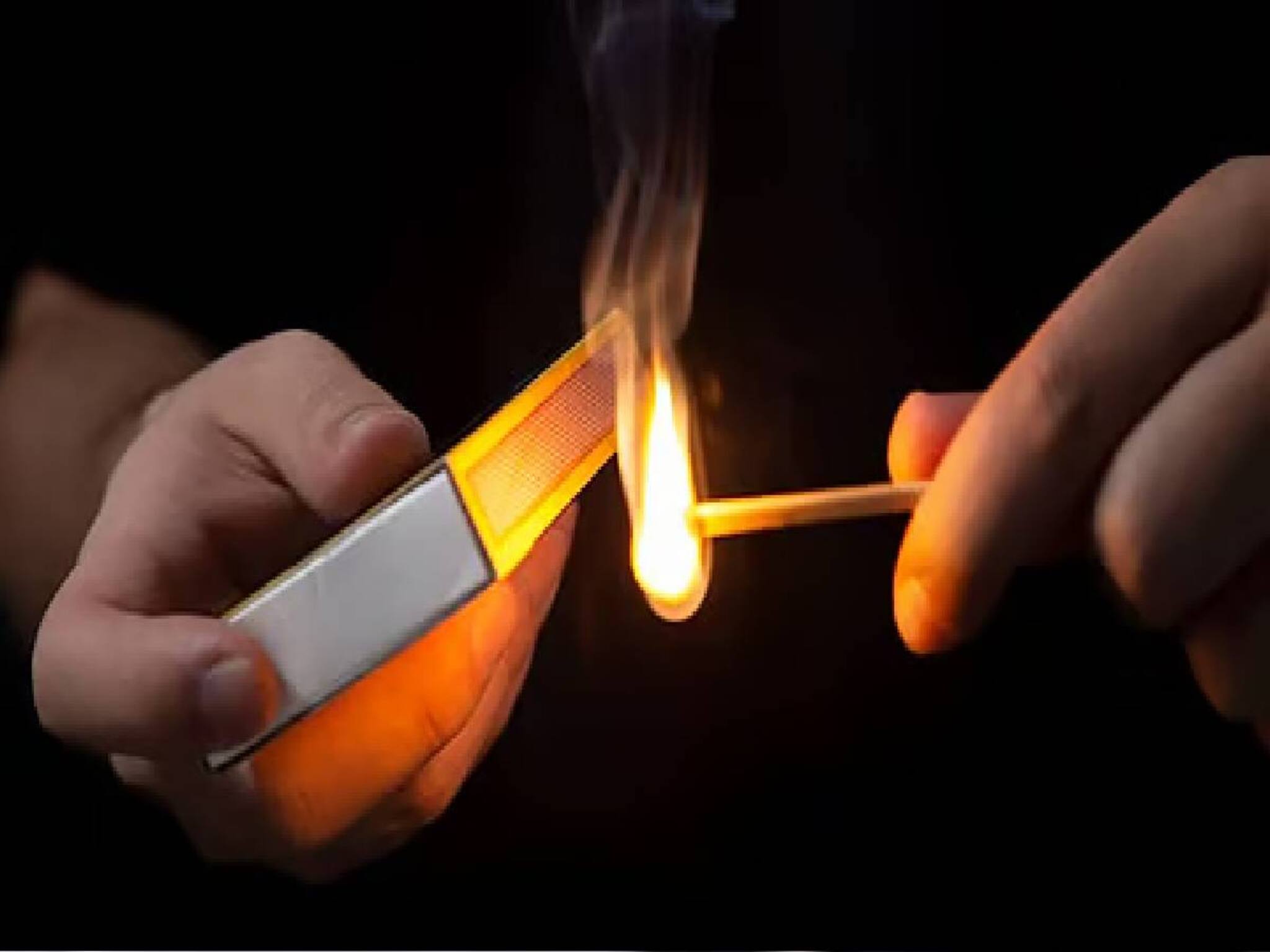 മദ്യപാനത്തിനിടെ ചേട്ടൻ അനുജനെ പെട്രോളൊഴിച്ചു തീകൊളുത്തി