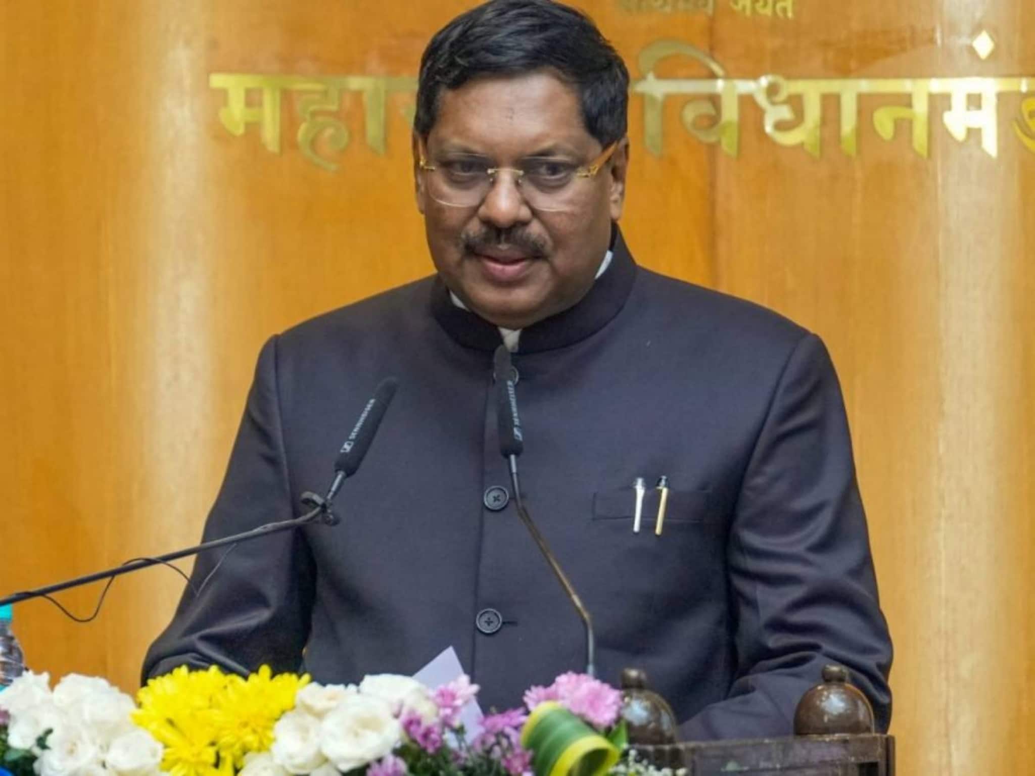 സുപ്രീംകോടതിയിൽ ഷൂ എറിയാൻ ശ്രമിച്ച അഭിഭാഷകനെതിരെ നടപടിയെടുക്കരുതെന്ന് ചീഫ് ജസ്റ്റിസ് ബി‌ ആർ ഗവായ് നിർദേശിച്ചതായി റിപ്പോർട്ട്