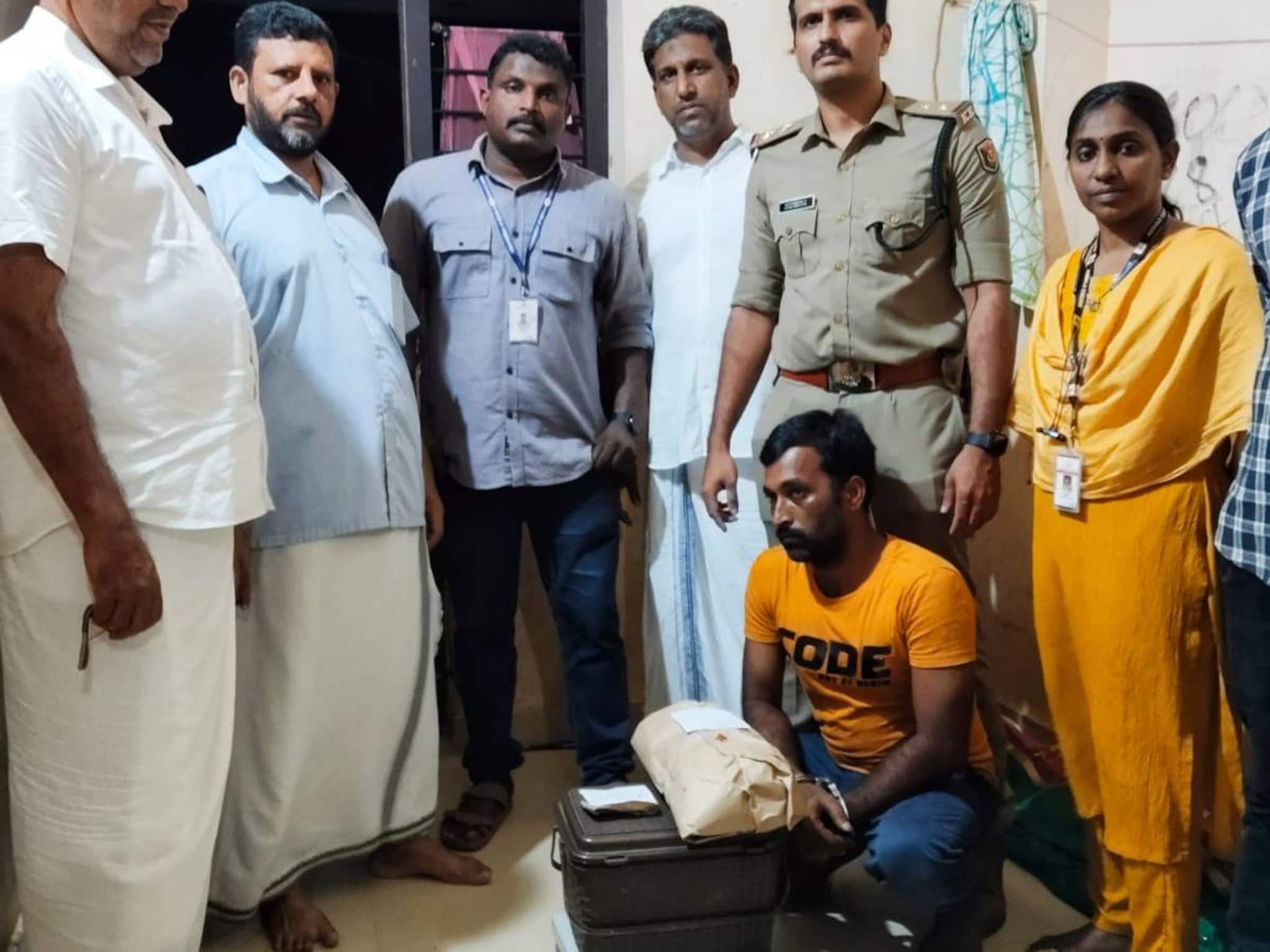 മലപ്പുറത്ത് വിൽപ്പനയ്ക്കായി സൂക്ഷിച്ചിരുന്ന ഒരു കിലോയിലധികം കഞ്ചാവുമായി  ബംഗാൾ സ്വദേശി പിടിയിൽ