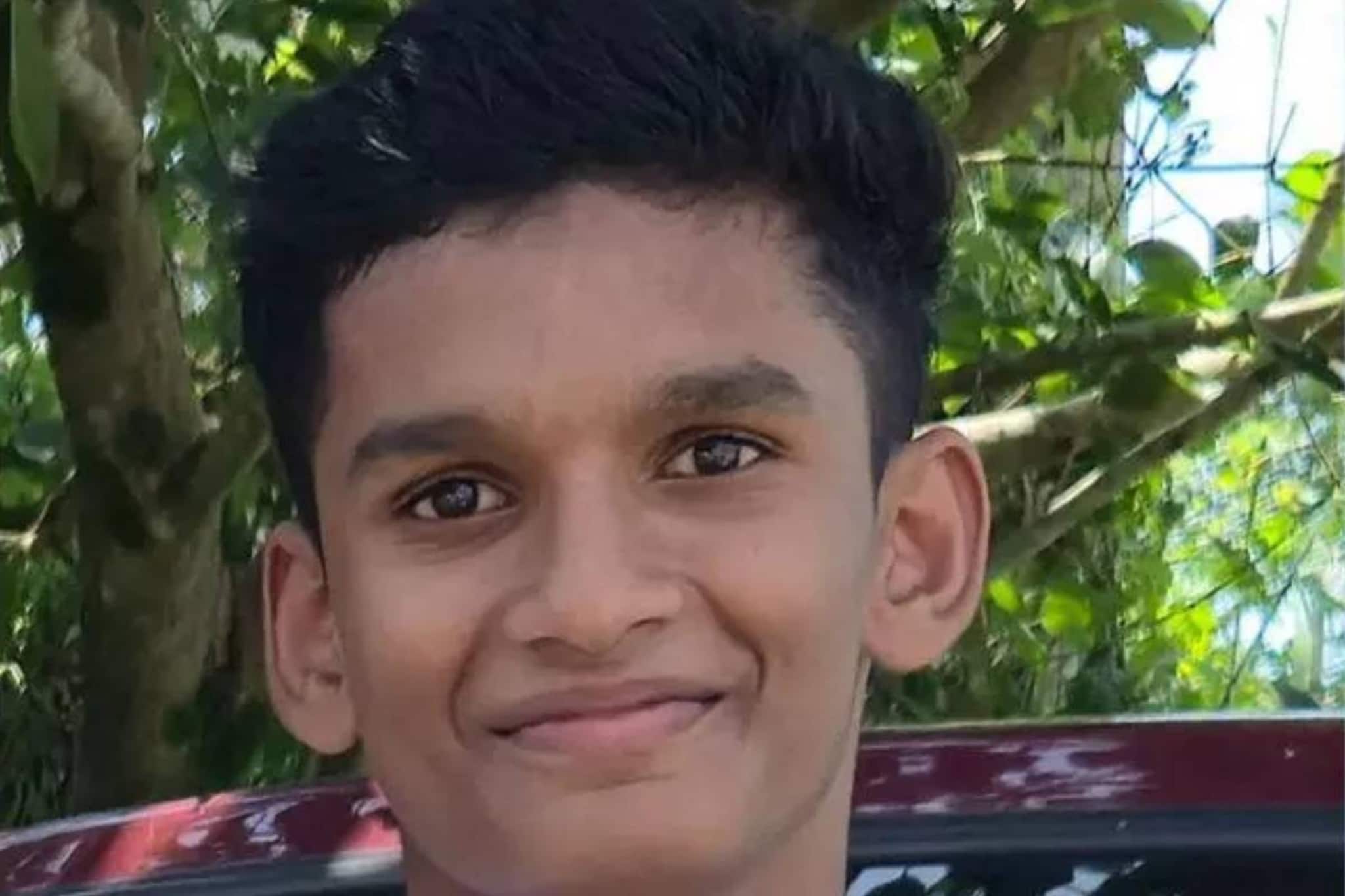 നീന്തൽ പരിശീലനത്തിന് കൂട്ടുകാർക്കൊപ്പം പുഴയിലിറങ്ങിയ വിദ്യാർത്ഥി മുങ്ങിമരിച്ചു