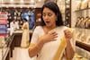 Gold price | എന്റെ പൊന്നേ, ഇതൊരു കോമ്പറ്റിഷൻ അല്ല! റെക്കോർഡുകൾ തിരുത്തി സ്വർണവില പുത്തൻ ഉയരത്തിൽ