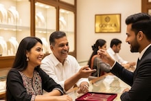 Gold price | ഒരുലക്ഷം തൊടാൻ പോയി, ഇനി തിരിച്ചിറക്കം; സംസ്ഥാനത്ത് സ്വർണവിലയിൽ ഗണ്യമായ ഇടിവ്