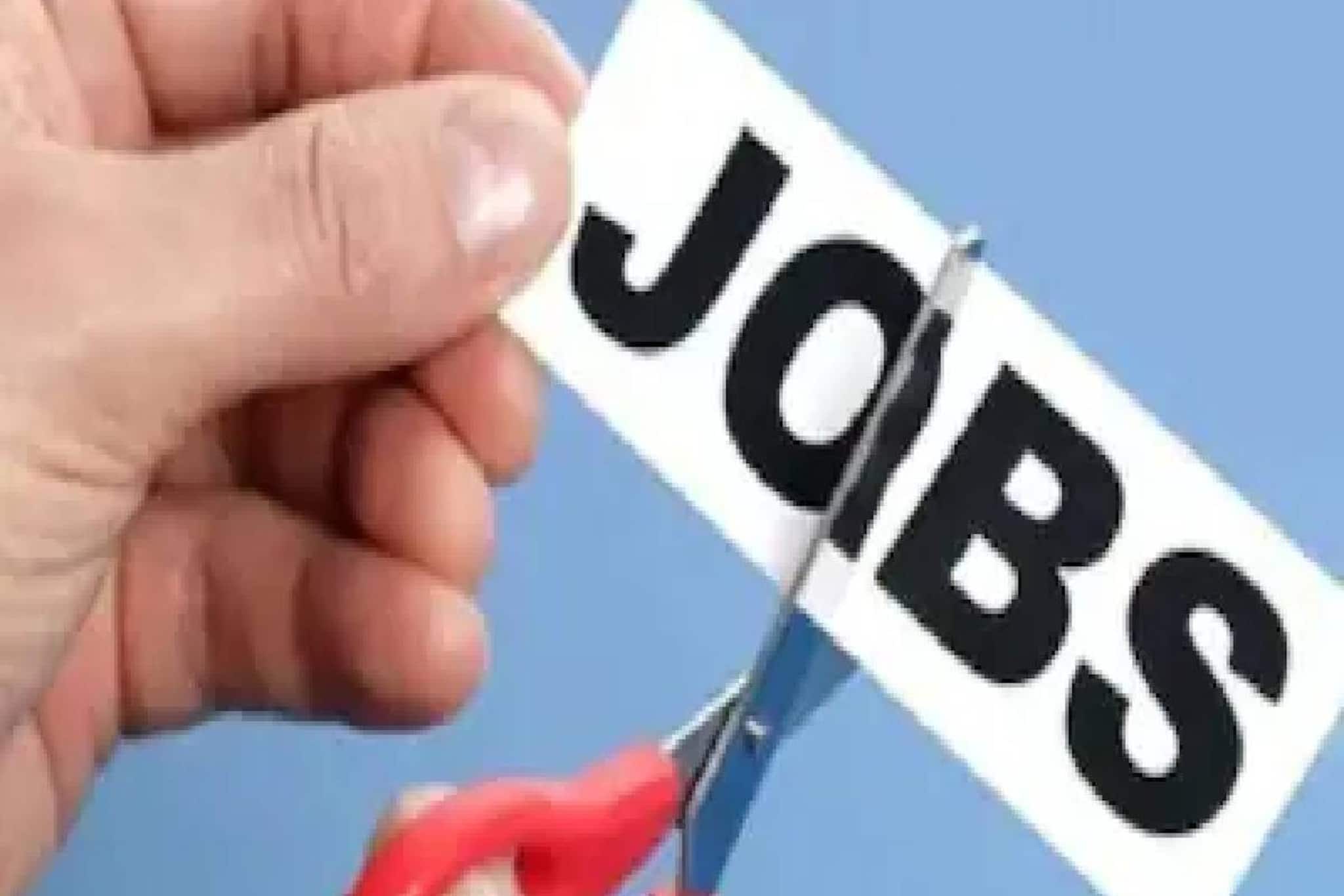 എങ്ങനെ ഉറങ്ങും? ആമസോണിന്റെ കൂട്ട പിരിച്ചുവിടല് പ്രഖ്യാപനത്തിന് പിന്നാലെ ഉറക്കം നഷ്ടപ്പെട്ട് ജീവനക്കാരന് എങ്ങനെ ഉറങ്ങും? ആമസോണിന്റെ കൂട്ട പിരിച്ചുവിടല് പ്രഖ്യാപനത്തിന് പിന്നാലെ ഉറക്കം നഷ്ടപ്പെട്ട് ജീവനക്കാരന്