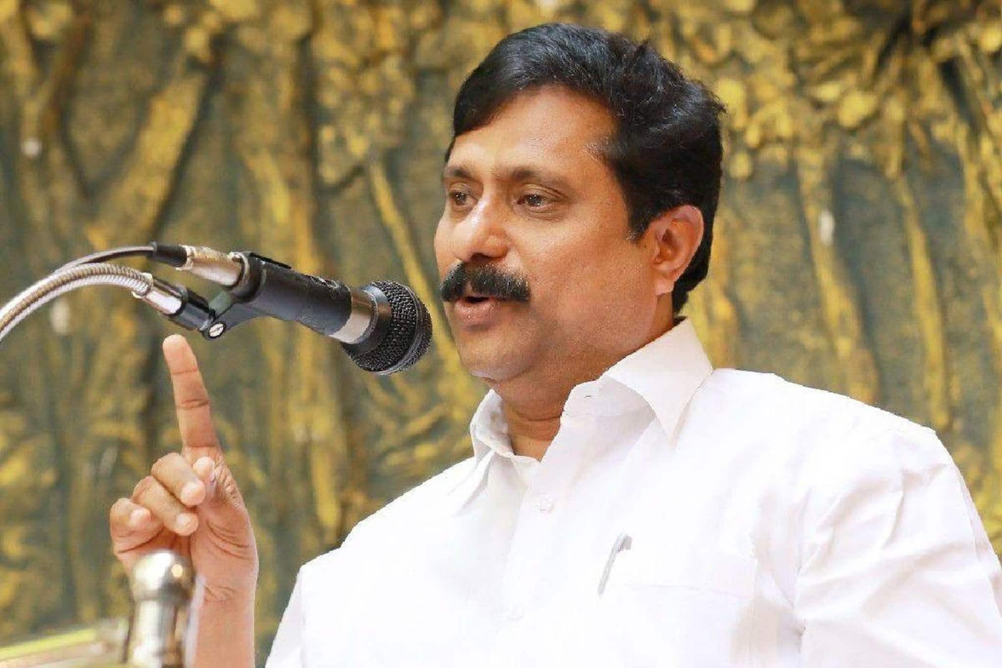 'കോൺഗ്രസ് നേതാവ് നിരന്തരം ചൂഷണം ചെയ്തു'; നെയ്യാറ്റിൻകരയിൽ ജീവനൊടുക്കിയ വീട്ടമ്മയുടെ കുറിപ്പില്‍ ഗുരുതര പരാമര്‍ശം