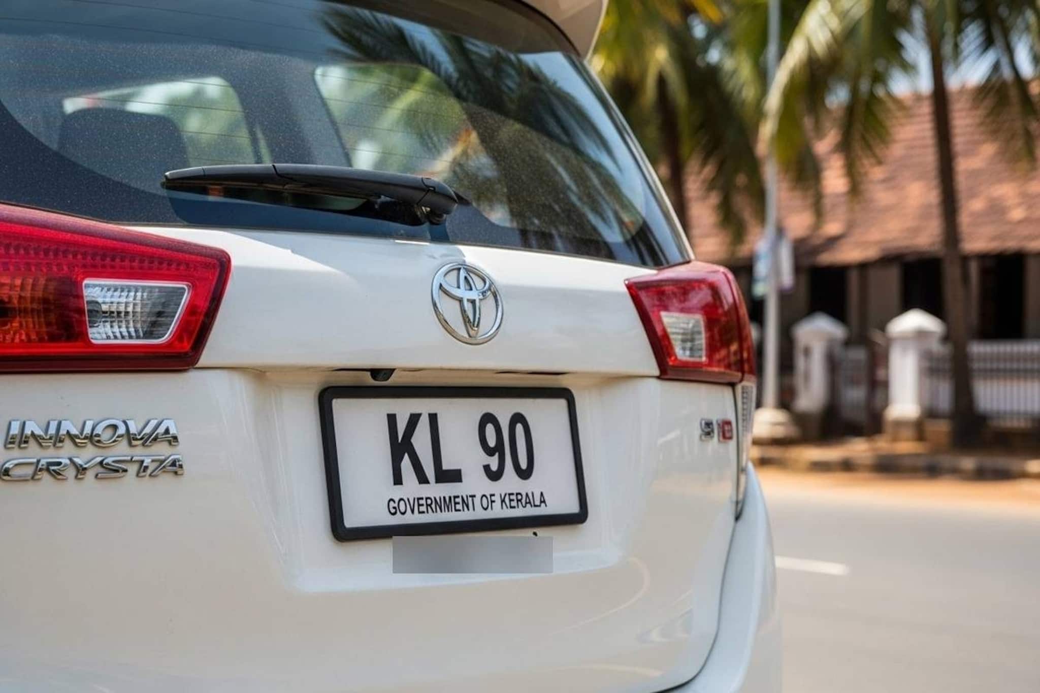 ഇനി സർക്കാർ വാഹനങ്ങൾ 'KL-90'; രജിസ്ട്രേഷൻ തിരുവനന്തപുരത്ത് ഇനി സർക്കാർ വാഹനങ്ങൾ 'KL-90'; രജിസ്ട്രേഷൻ തിരുവനന്തപുരത്ത്