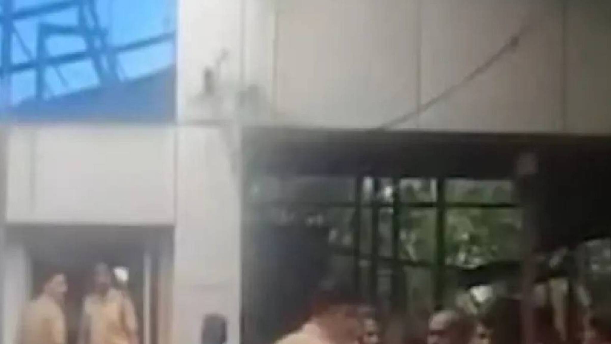 കൊച്ചിയിൽ പട്ടാപ്പകൽ സിനിമാ സ്റ്റൈലിൽ തോക്കുചൂണ്ടി കവർന്നത് 80 ലക്ഷം രൂപ