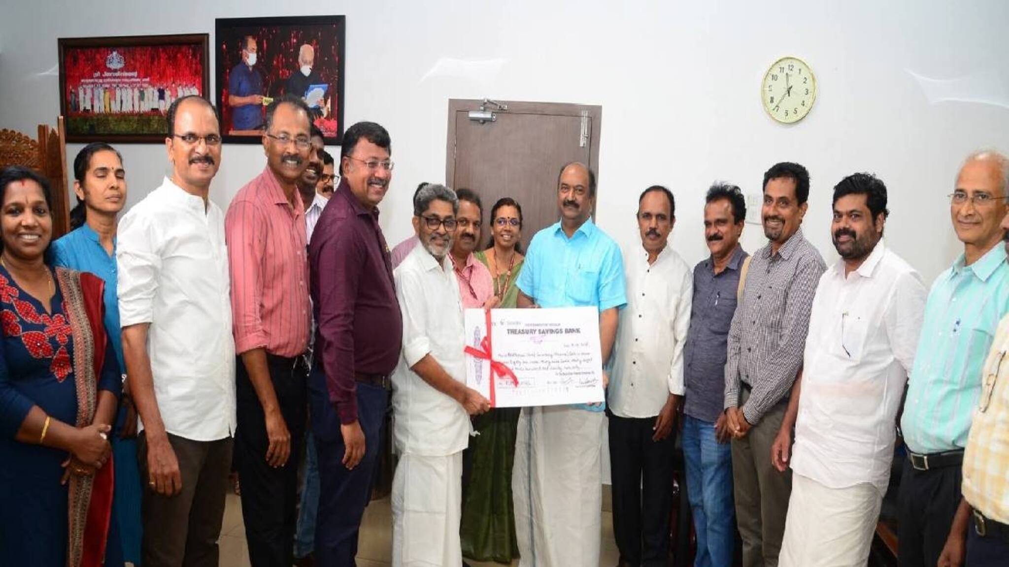 സർക്കാരിന് ഗ്യാരൻ്റി കമ്മീഷനായി കെ.എസ്.എഫ്.ഇ 81.39 കോടി രൂപ കൈമാറി