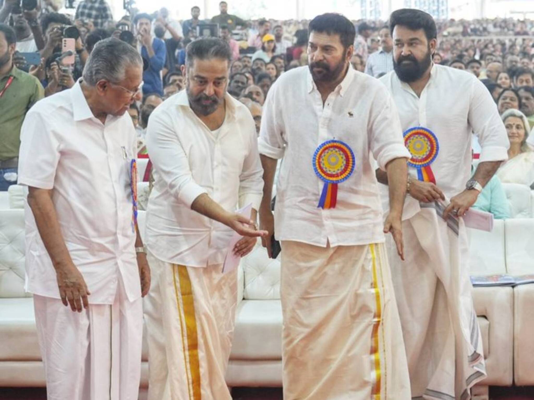 മോഹൻലാലിനും മമ്മൂട്ടിക്കും കമൽഹാസനും ആശമാരുടെ കത്ത്; 'അതിദാരിദ്ര്യ വിമുക്ത പ്രഖ്യാപനത്തിൽ പങ്കെടുക്കരുത്'