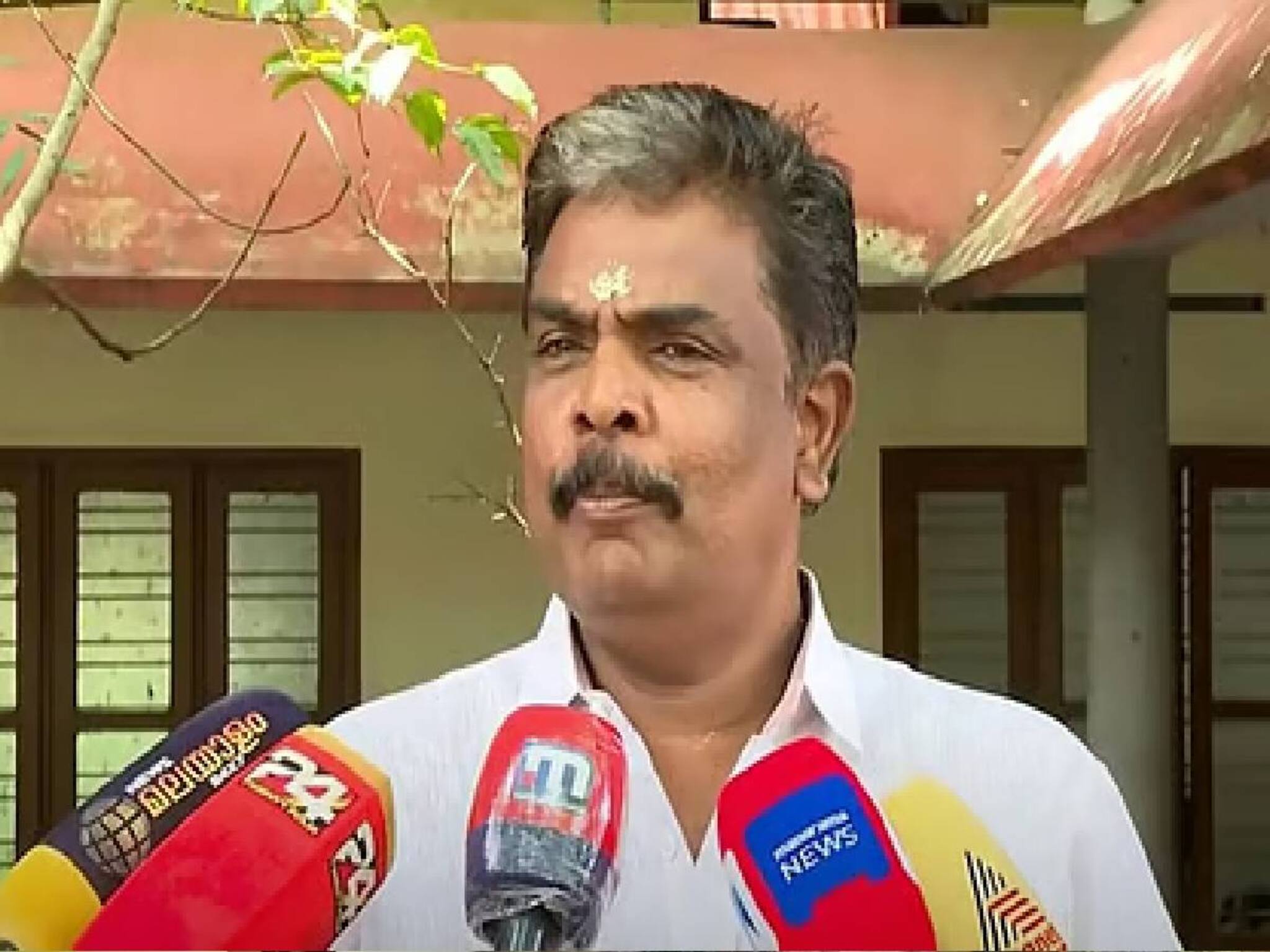 ശബരിമല സ്വർണ‌മോഷണം; മുരാരി ബാബു ജയിലിലേക്ക്;14 ദിവസത്തേക്ക് റിമാൻഡ് ചെയ്തു