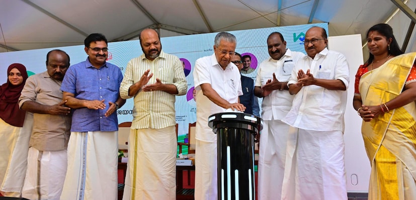  കേരളത്തിൻ്റെ അടിസ്ഥാന സൗകര്യ വികസന രംഗത്ത് ഒരു നിർണ്ണായക ചുവടുവെപ്പാണ് വാട്ടർ മെട്രോ. യാത്രാ സംവിധാനങ്ങൾ ഒരുക്കുക എന്നതിനൊപ്പം ഫോർട്ട് കൊച്ചിയും മട്ടാഞ്ചേരിയും അടങ്ങുന്ന വൈവിധ്യപൂർണമായ പ്രദേശങ്ങളെ പരസ്പരം ബന്ധിപ്പിക്കുന്ന കണ്ണിയായി വാട്ടർ മെട്രോ മാറുകയാണ്. കൊച്ചി നഗരത്തിനും പശ്ചിമ കൊച്ചിയിലെ പ്രദേശങ്ങൾക്കും ഇടയിലുള്ള ഗതാഗതം കൂടുതൽ സുഗമമാക്കാൻ ഉപകരിക്കും. നഗരത്തിൻ്റെയും ഇവിടുത്തെ ജനങ്ങളുടെയും ജീവിത നിലവാരം കാര്യമായി ഉയർത്താനും കഴിയും.