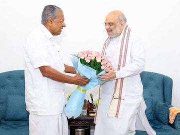 പിണറായി വിജയൻ, അമിത് ഷാ