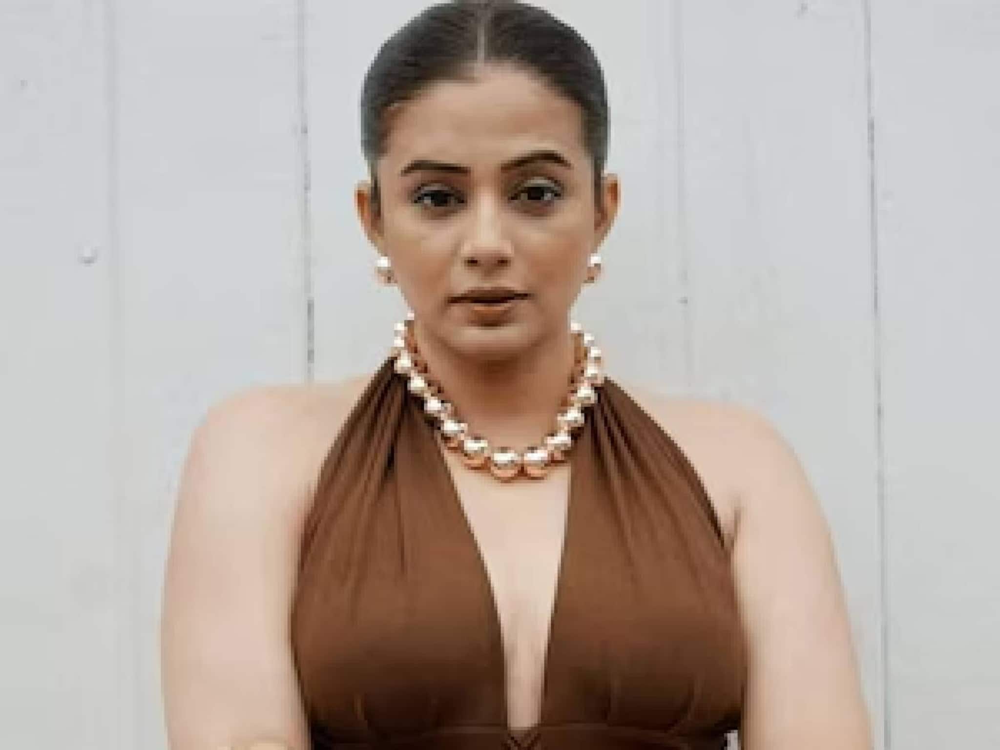 'പാൻ ഇന്ത്യ അഭിനേതാവ്' എന്തെന്ന് മനസിലാവുന്നില്ല എന്ന് പ്രിയാ മണി; അങ്ങനെ പറയുന്നത് ഒഴിവാക്കണമെന്ന് താരം