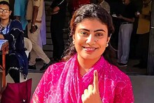 ഗുജറാത്ത് മന്ത്രിസഭാ പുനഃസംഘടന; രവീന്ദ്ര ജഡേജയുടെ ഭാര്യ മന്ത്രിയായി സത്യപ്രതിജ്ഞ ചെയ്തു; ഹർഷ് സംഘവി ഉപമുഖ്യമന്ത്രി