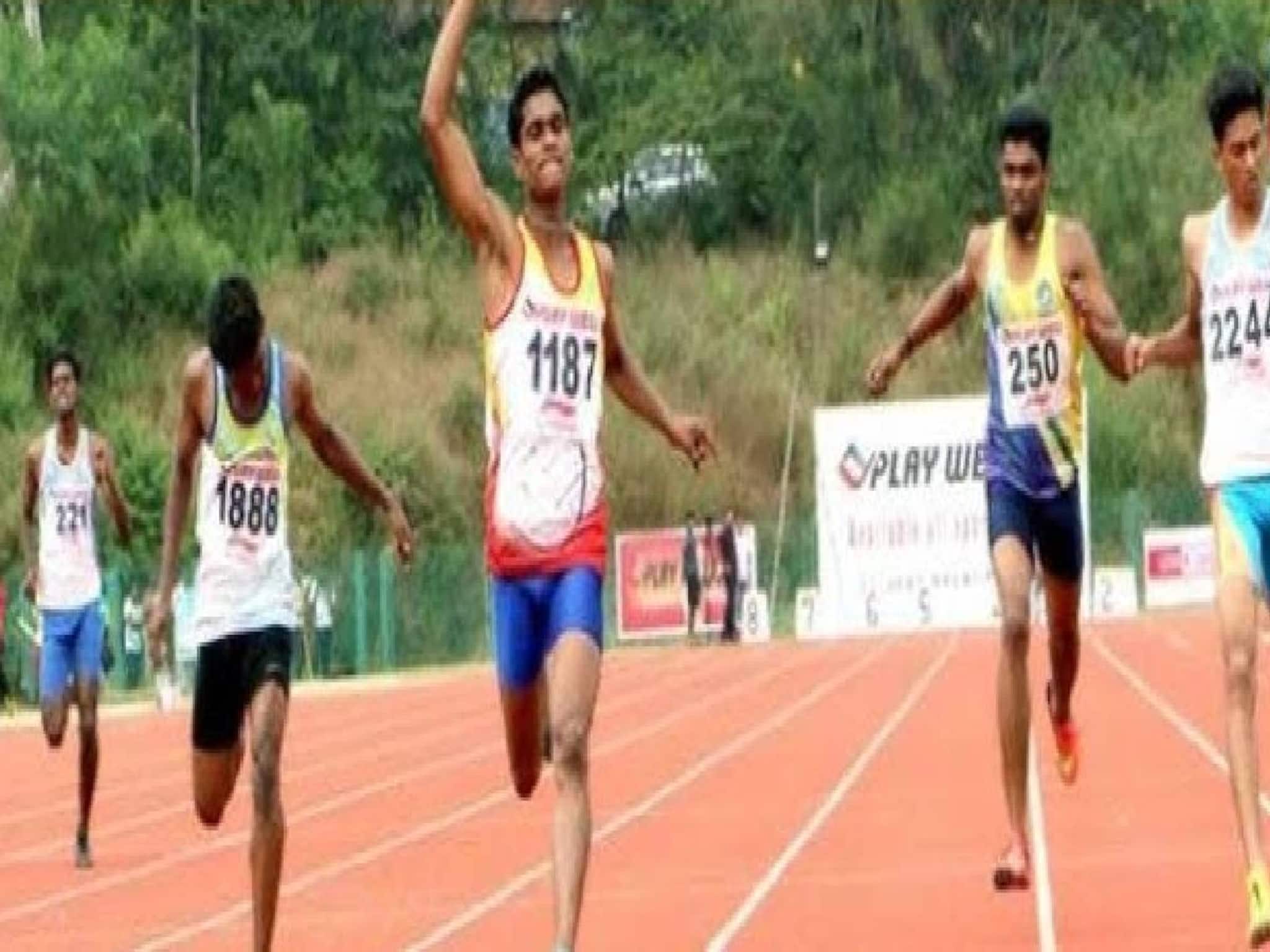 സംസ്ഥാന സ്‌കൂള്‍ ഒളിമ്പിക്‌സ്; മുഖ്യമന്ത്രിയുടെ സ്വര്‍ണ കപ്പ് തിരുവനന്തപുരം ജില്ലയ്ക്ക്